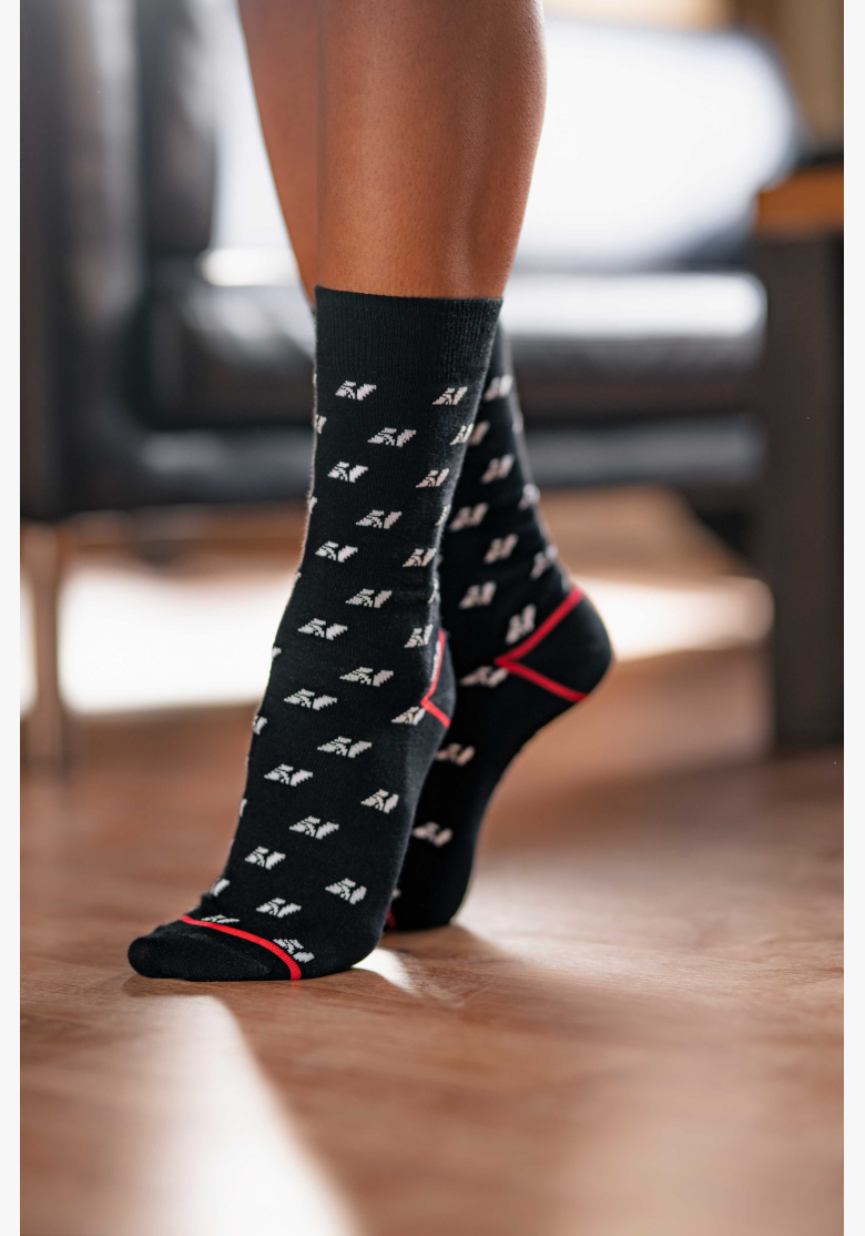 NEBBIA • N-pattern vysoké ponožky • NEBBIAshop.sk NEBBIA • N-pattern vysoké ponožky • NEBBIAshop.sk
