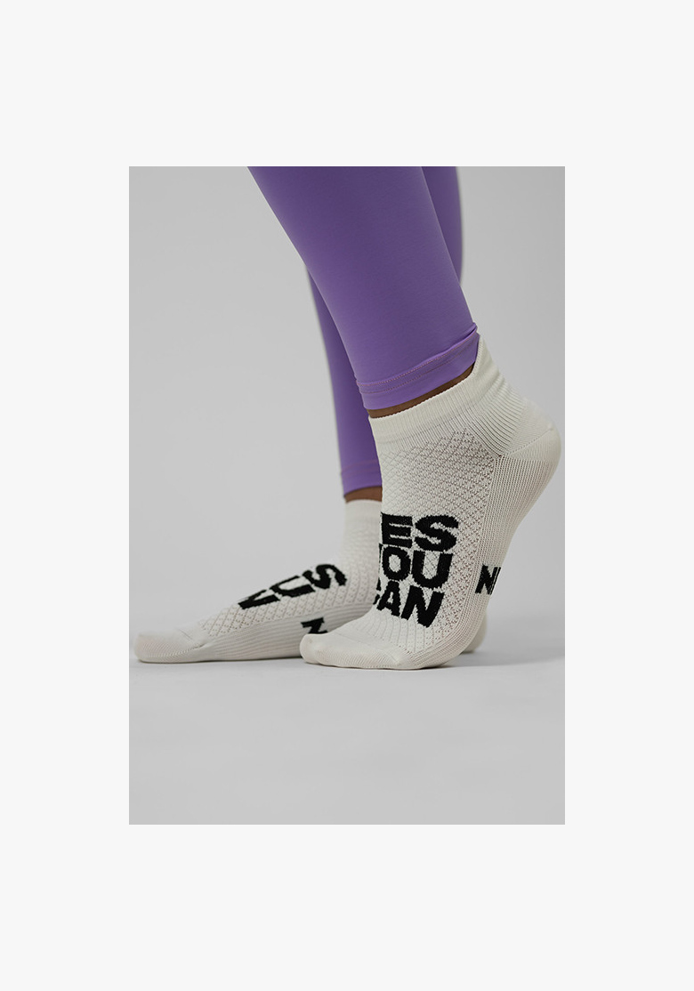 NEBBIA • “HI-TECH” crew socks YES YOU CAN • NEBBIAshop.cz NEBBIA • “HI-TECH” crew socks YES YOU CAN • NEBBIAshop.cz