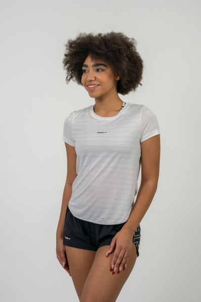 NEBBIA • FIT Activewear tričko “Airy” s reflexním logem • NEBBIAshop.cz