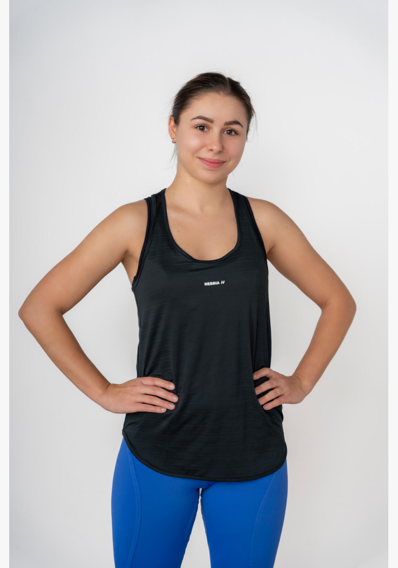 NEBBIA • FIT Activewear tielko “Airy” s reflexným logom • NEBBIAshop.sk NEBBIA • FIT Activewear tielko “Airy” s reflexným logom • NEBBIAshop.sk