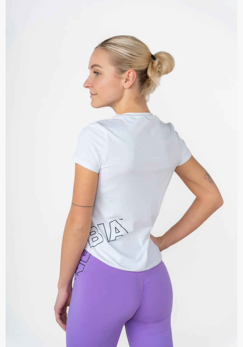 NEBBIA • FIT Activewear functional t-shirt • NEBBIAshop.cz NEBBIA • FIT Activewear functional t-shirt • NEBBIAshop.cz