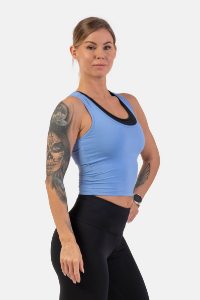 NEBBIA • Sportovní slim-fit crop tílko • NEBBIAshop.cz