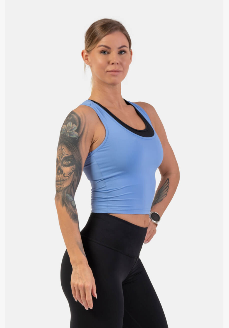 NEBBIA • Sports slim-fit crop tank top • NEBBIAshop.cz NEBBIA • Sports slim-fit crop tank top • NEBBIAshop.cz