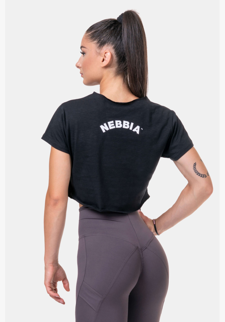NEBBIA • Voľný Fit & Sporty crop top • NEBBIAshop.sk NEBBIA • Voľný Fit & Sporty crop top • NEBBIAshop.sk