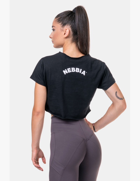 NEBBIA • Voľný Fit & Sporty crop top • NEBBIAshop.sk