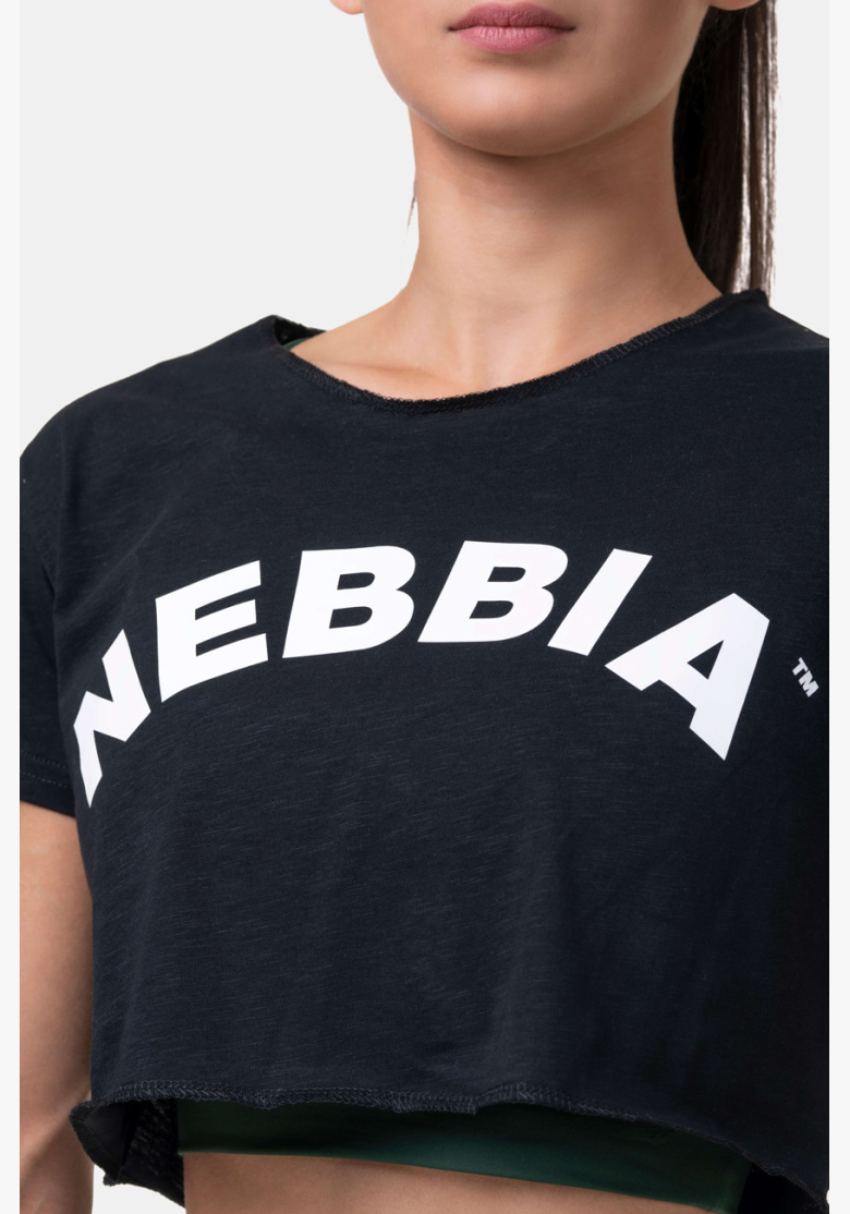NEBBIA • Voľný Fit & Sporty crop top • NEBBIAshop.sk NEBBIA • Voľný Fit & Sporty crop top • NEBBIAshop.sk
