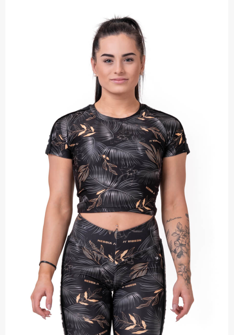 NEBBIA • Crop Top Active Čierna • NEBBIAshop.sk NEBBIA • Crop Top Active Čierna • NEBBIAshop.sk