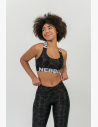 Due parole semplici che descrivono l'abbigliamento altamente funzionale di NEBBIA? Massima sicurezza, è ciò di cui hai bisogno indossando la nuova collezione Black Edition.