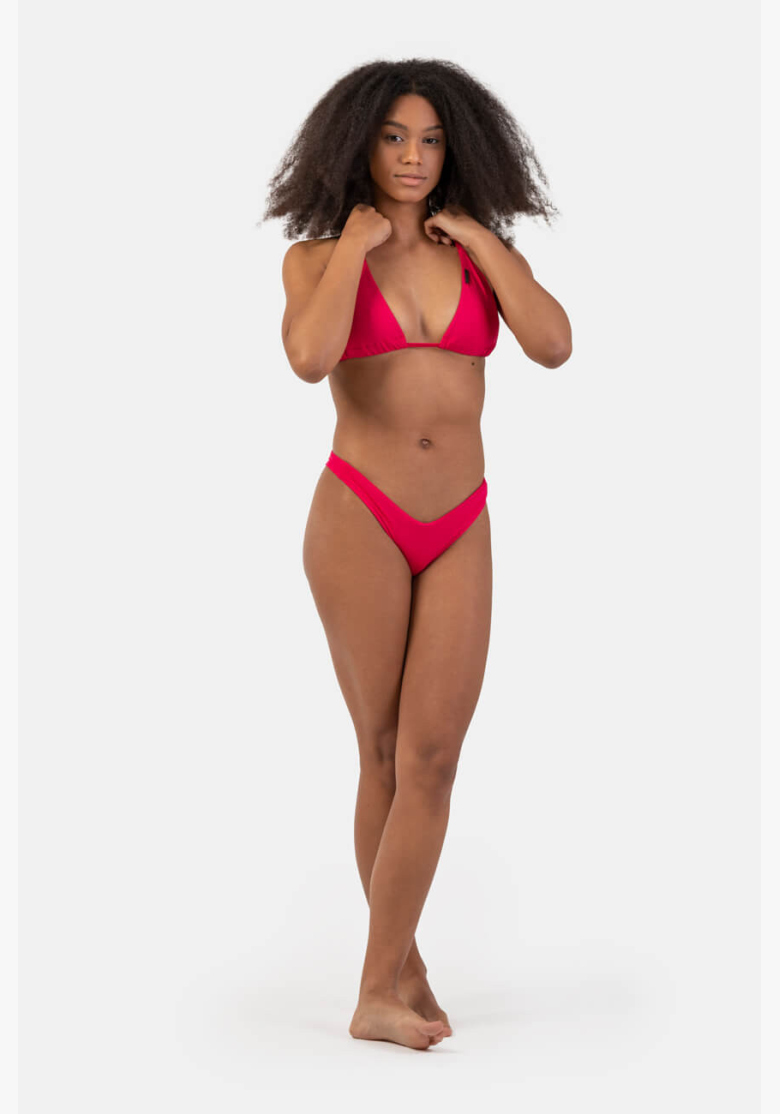 NEBBIA • Trojuholníkové bikiny Classic • NEBBIAshop.sk NEBBIA • Trojuholníkové bikiny Classic • NEBBIAshop.sk