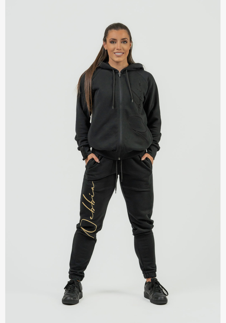 NEBBIA • Felpa sportiva da donna con cappuccio INTENSE Signature • NEBBIAshop.it NEBBIA • Felpa sportiva da donna con cappuccio INTENSE Signature • NEBBIAshop.it