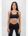 Sport bra da donna evidente che esprime il tuo atteggiamento positivo verso il fitness.