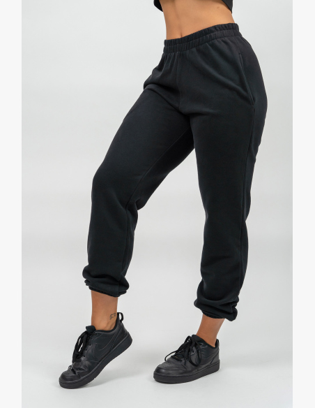 NEBBIA • Pantaloni sportivi larghi GYM TIME neri • Nebshop.cz