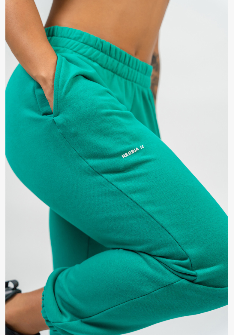 NEBBIA • Gym Time Loose Sports Pants Green • Nebshop.com NEBBIA • Gym Time Loose Sports Pants Green • Nebshop.com