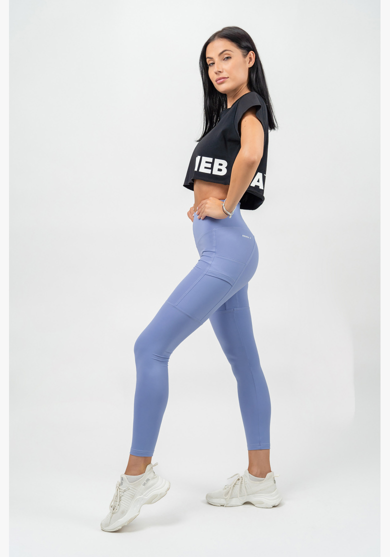 NEBBIA • Crop top t-shirt POWERHOUSE black • Nebshop.cz NEBBIA • Crop top t-shirt POWERHOUSE black • Nebshop.cz
