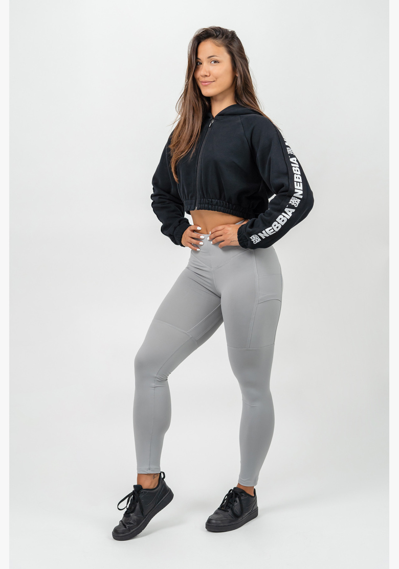 NEBBIA • Crop mikina s kapucí ICONIC čierna • Nebshop.sk NEBBIA • Crop mikina s kapucí ICONIC čierna • Nebshop.sk