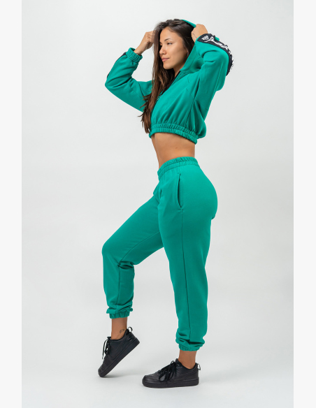 NEBBIA • Crop mikina s kapucí ICONIC zelená • Nebshop.sk