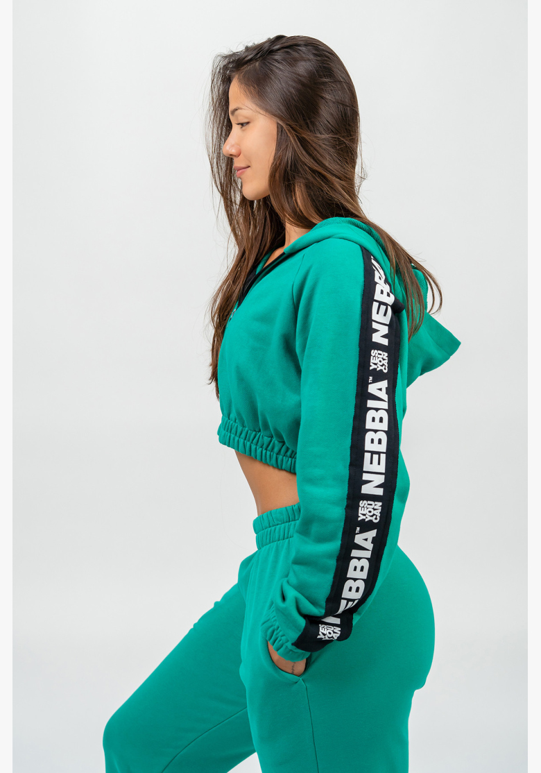 NEBBIA • ICONIC Crop Hoodie Green • Nebshop.cz NEBBIA • ICONIC Crop Hoodie Green • Nebshop.cz