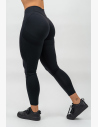 Questi leggings modellanti a vita alta a forma di "V" sono dotati anche di un inconfondibile effetto scrunch butt.