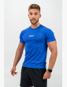 T-shirt sportivo maschile a compressione con lunghezza classica e vestibilità precisa è progettato per esaltare la tua figura atletica, senza limitare il movimento.