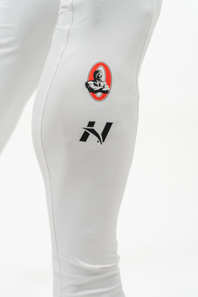 NEBBIA • Fitness legíny s kapsou DISCIPLINE bíla• Nebshop.cz 2