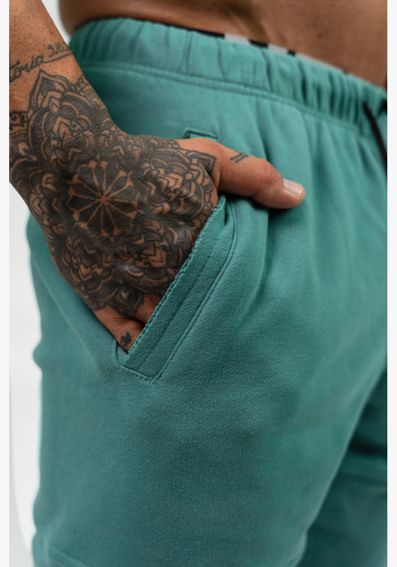 NEBBIA • STAGE-READY Sweat Shorts green • Nebshop.cz NEBBIA • STAGE-READY Sweat Shorts green • Nebshop.cz