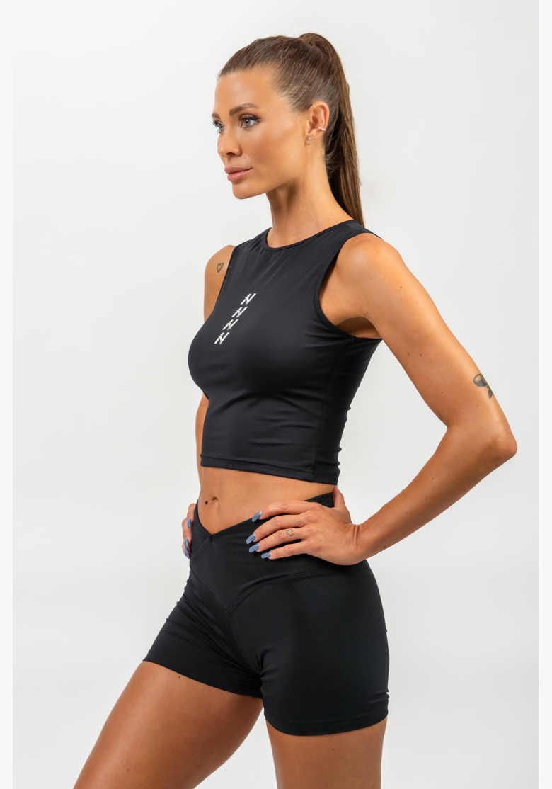 NEBBIA • Top corto t-shirt CONFIDENCE nero • NebShop.cz NEBBIA • Top corto t-shirt CONFIDENCE nero • NebShop.cz