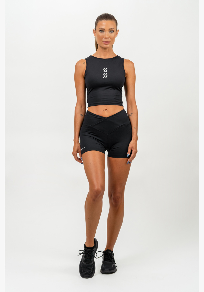 NEBBIA • Crop top tielko CONFIDENCE čierna • NebShop.sk NEBBIA • Crop top tielko CONFIDENCE čierna • NebShop.sk