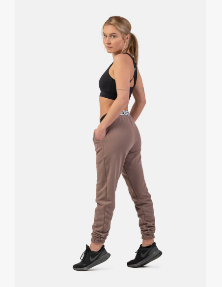 NEBBIA • Tepláky Iconic • NEBBIAshop.cz
