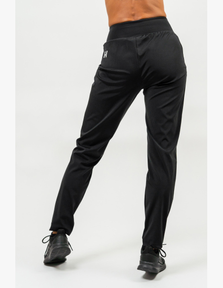 NEBBIA • Slim fit legíny s kapsami SLEEK čierna • Nebshop.sk