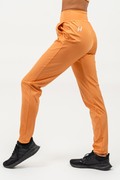 NEBBIA • Slim fit legíny s kapsami SLEEK oranžová • Nebshop.sk 2