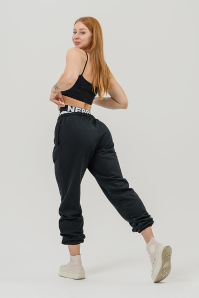 NEBBIA • Sportovní tepláky MUSCLE MOMMY černá • Nebshop.cz 2