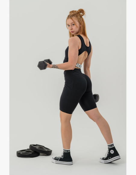 NEBBIA • Crop top tielko GYM THERAPY čierne • Nebshop.sk