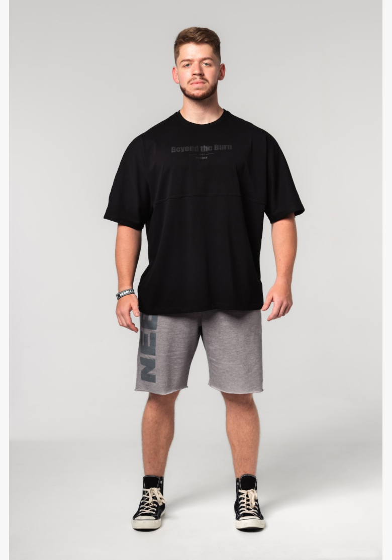 NEBBIA • NEBBIA T-shirt oversize NO SHORTCUTS nera • Nebshop.cz NEBBIA • NEBBIA T-shirt oversize NO SHORTCUTS nera • Nebshop.cz