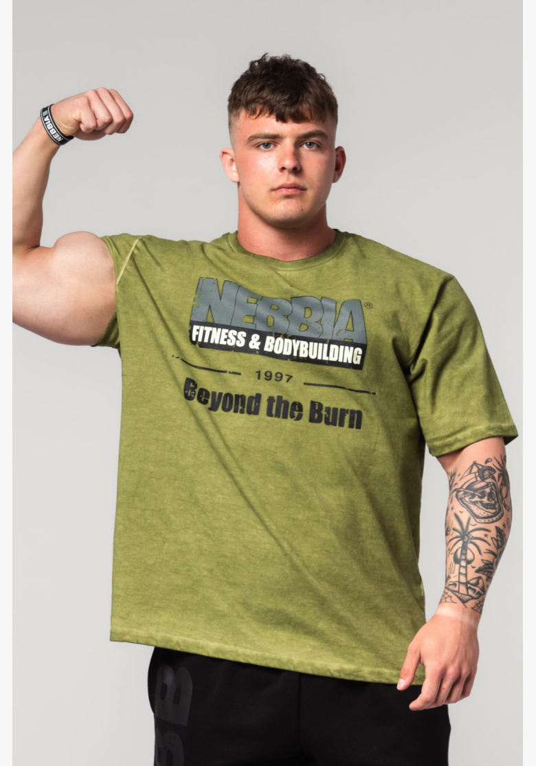 NEBBIA • NEBBIA Washed-off oversized t-shirt HERITAGE green • Nebshop.cz NEBBIA • NEBBIA Washed-off oversized t-shirt HERITAGE green • Nebshop.cz