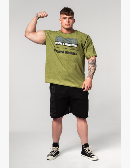 NEBBIA • NEBBIA Washed-off oversized t-shirt HERITAGE green • Nebshop.cz