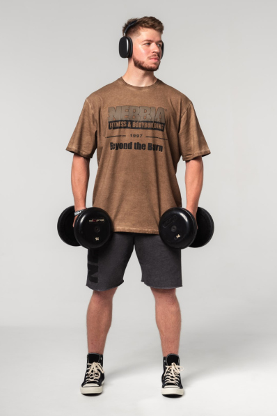 NEBBIA • NEBBIA Washed-off oversized t-shirt HERITAGE brown • Nebshop.cz 2