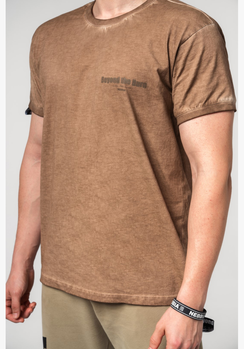 NEBBIA • NEBBIA Washed-off cotton t-shirt MAX OUT brown • Nebshop.com NEBBIA • NEBBIA Washed-off cotton t-shirt MAX OUT brown • Nebshop.com