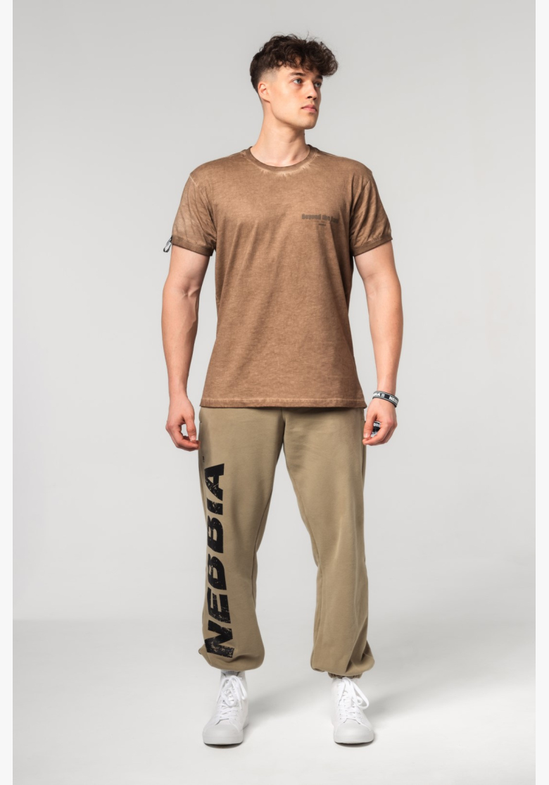 NEBBIA • NEBBIA Oprané bavlnené tričko MAX OUT hnedé • Nebshop.sk NEBBIA • NEBBIA Oprané bavlnené tričko MAX OUT hnedé • Nebshop.sk