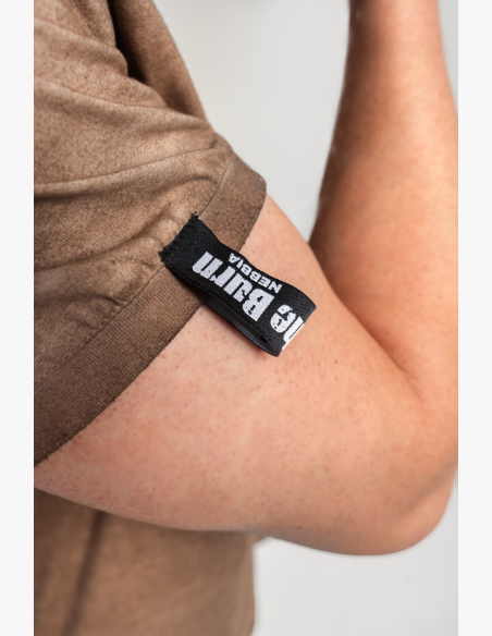 NEBBIA • NEBBIA Oprané bavlnené tričko MAX OUT hnedé • Nebshop.sk
