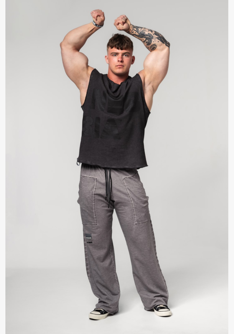 NEBBIA • NEBBIA Washed-off sleeveless hoodie BEASTIN' black • Nebshop.cz NEBBIA • NEBBIA Washed-off sleeveless hoodie BEASTIN' black • Nebshop.cz