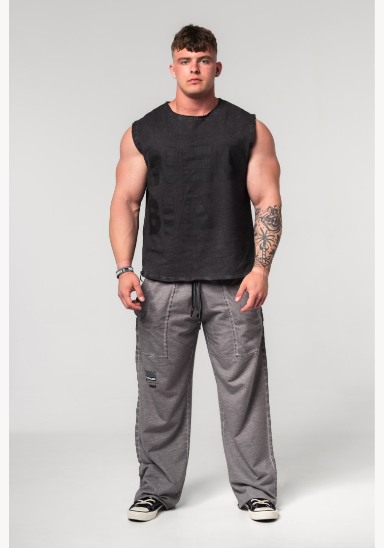NEBBIA • NEBBIA Washed-off sleeveless hoodie BEASTIN' black • Nebshop.cz NEBBIA • NEBBIA Washed-off sleeveless hoodie BEASTIN' black • Nebshop.cz