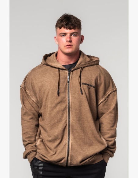 NEBBIA • NEBBIA Umyté mikiny na zips GYM BRO hnedá • Nebshop.sk