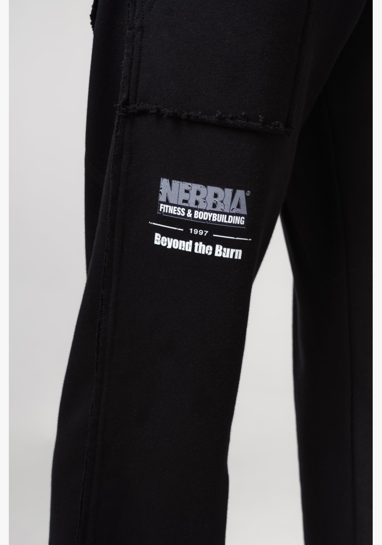 NEBBIA • NEBBIA Tepláky s kapsami NO SHORTCUTS čierne • Nebshop.sk NEBBIA • NEBBIA Tepláky s kapsami NO SHORTCUTS čierne • Nebshop.sk