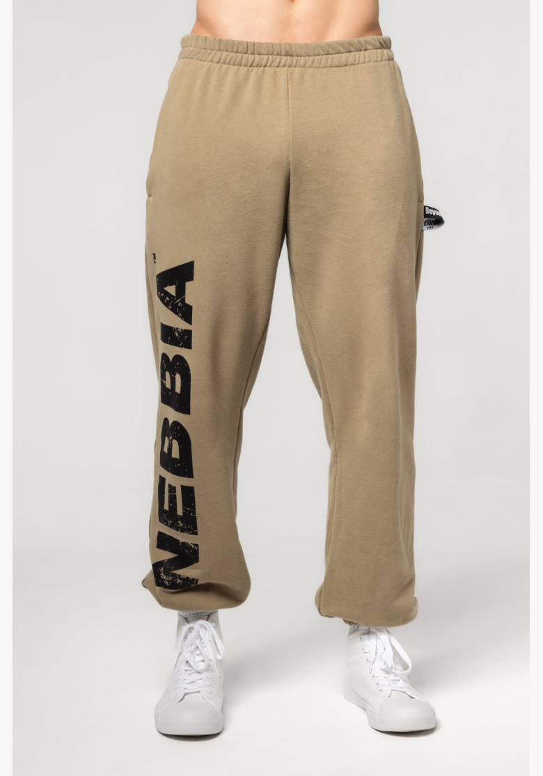 NEBBIA • NEBBIA Voľné baggy tepláky s vreckami GYM BRO zelené • Nebshop.sk NEBBIA • NEBBIA Voľné baggy tepláky s vreckami GYM BRO zelené • Nebshop.sk