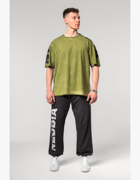 NEBBIA • NEBBIA Washed-off oversized tričko LIFTING CLUB zelené • Nebshop.sk