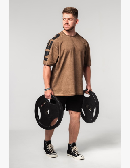 NEBBIA • NEBBIA Washed-off oversized t-shirt LIFTING CLUB brown • Nebshop.cz