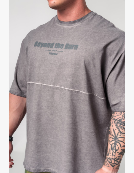 NEBBIA • NEBBIA Washed-off oversized t-shirt NO SHORTCUTS gray • Nebshop.com