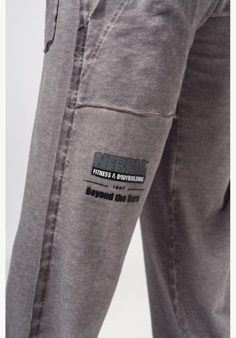 NEBBIA • NEBBIA Washed-off sweatpants with pockets NO SHORTCUTS gray • Nebshop.com NEBBIA • NEBBIA Washed-off sweatpants with pockets NO SHORTCUTS gray • Nebshop.com