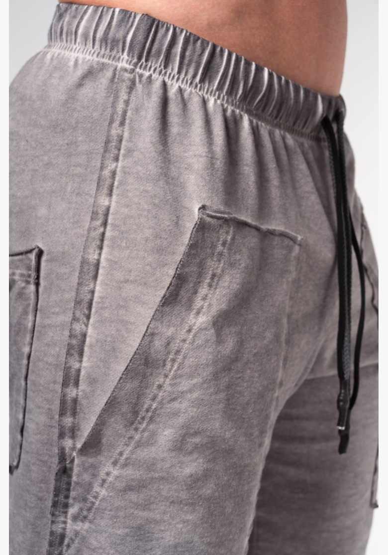 NEBBIA • NEBBIA Washed-off tepláky s kapsami NO SHORTCUTS šedé • Nebshop.cz NEBBIA • NEBBIA Washed-off tepláky s kapsami NO SHORTCUTS šedé • Nebshop.cz