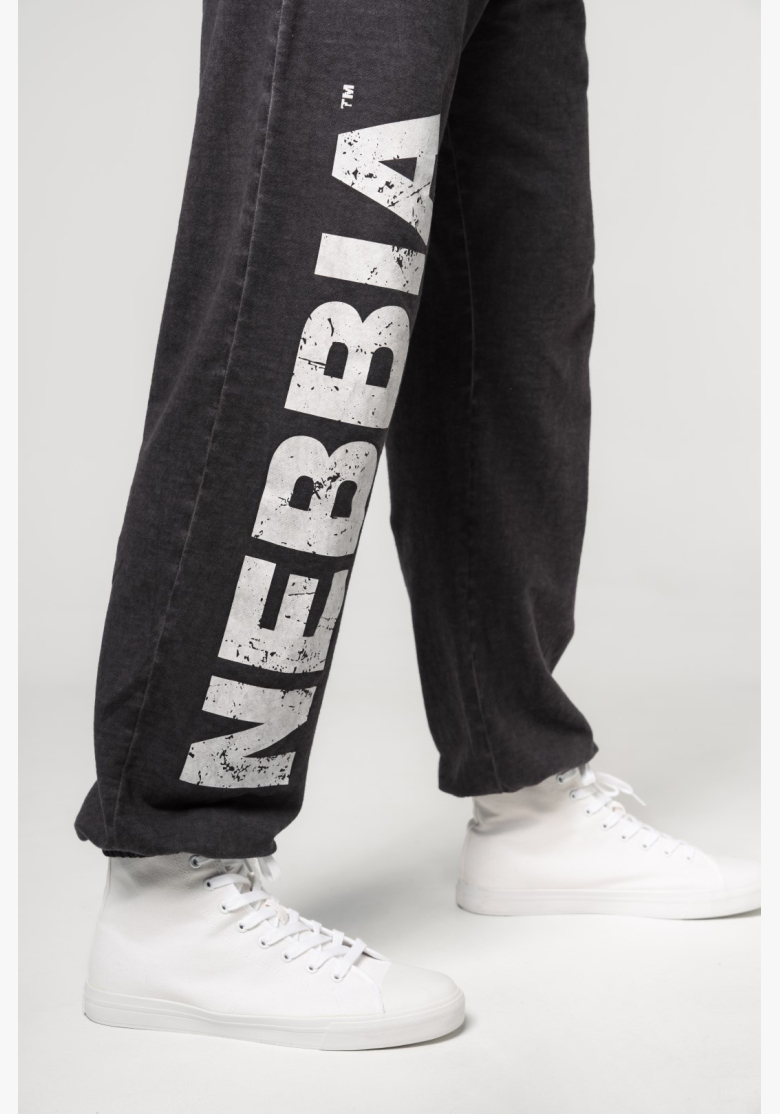 NEBBIA • NEBBIA Washed-off voľné baggy tepláky s vreckami GYM BRO čierne • Nebshop.sk NEBBIA • NEBBIA Washed-off voľné baggy tepláky s vreckami GYM BRO čierne • Nebshop.sk